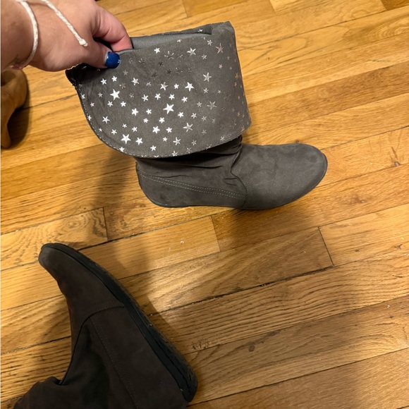 Gray suede boots from DSW - Picture 8 of 8